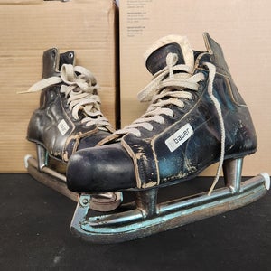 Used Bauer Maccasin Hockey Skates
