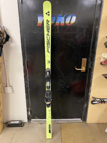 Used 2023 Women's Fischer 188 cm Racing RC4 World Cup GS Skis With Bindings Max Din 18