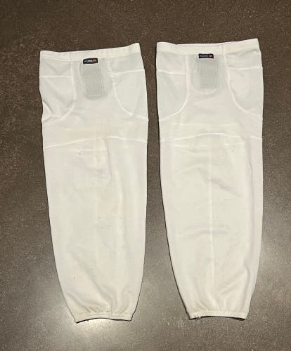 Used Kobe Size Adult Large White Hockey Socks (Check Description)