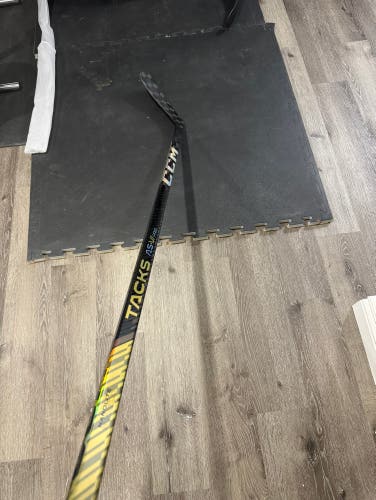 New Senior CCM Left Hand P29 Super Tacks AS-V Pro Hockey Stick