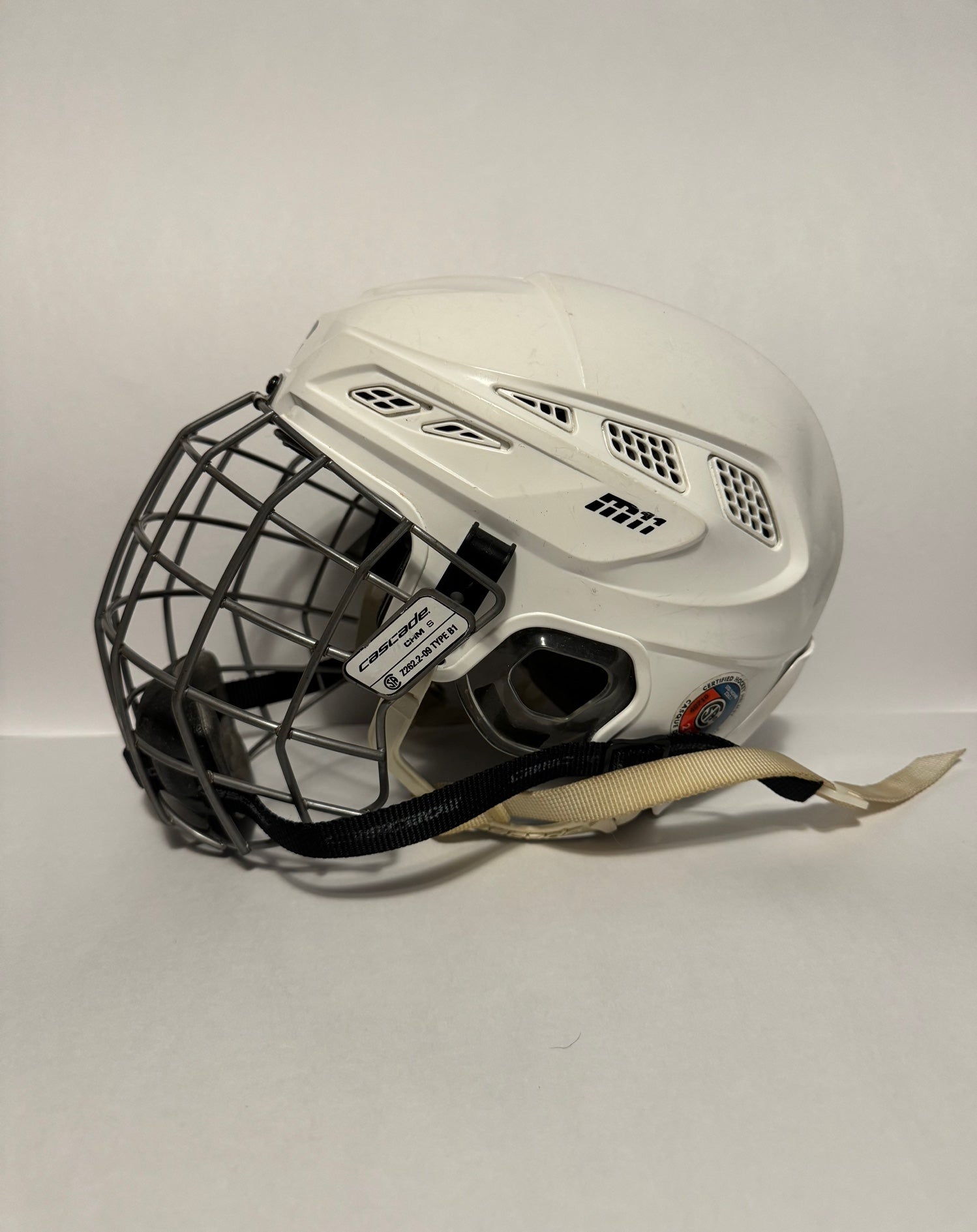 Used Small Cascade M11 Helmet w/Cage | SidelineSwap | Buy and Sell on  SidelineSwap, image size:1498x1889