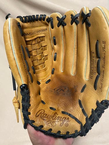 Used Right Hand Throw Rawlings Infield Rbg36TT Baseball Glove 12.5"