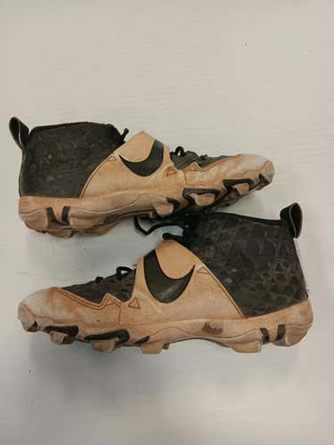 Used Nike .trout Senior 8.5 Baseball And Softball Cleats