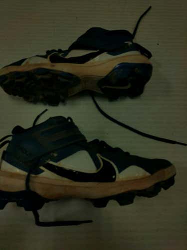 Used Nike .trout Senior 7 Baseball And Softball Cleats