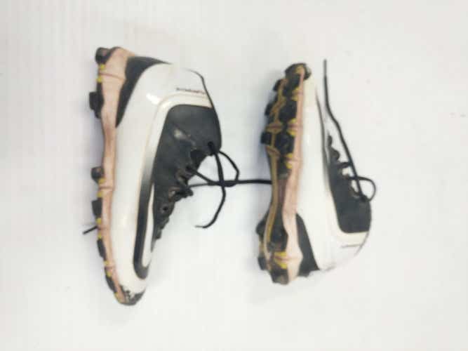 Used Nike Huarache Junior 02.5 Baseball And Softball Cleats