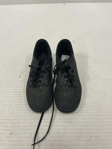 Used Nike Senior 7 Cleat Soccer Indoor Cleats