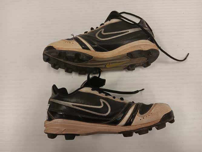 Used Nike Senior 8.5 Baseball And Softball Cleats