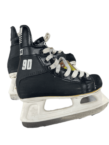 Used Ccm Champion 90 Sl-1000 Junior 01 Ice Hockey Skates