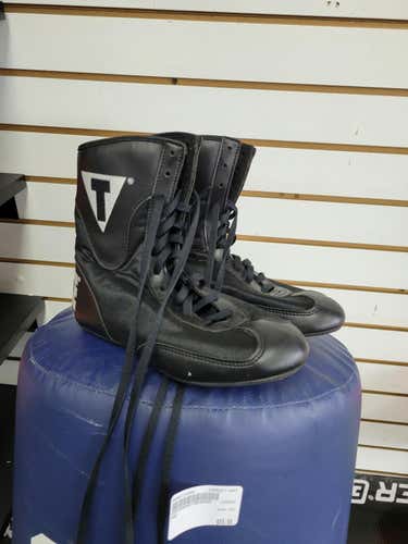 Used Title Junior 03 Boxing Shoes