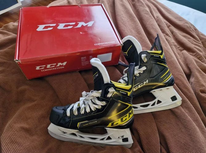CCM Tacks 9380 Ice Hockey Skates Size 5/US 6/EU 38.5/24.3 cm