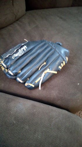 Used Right Hand Throw Rawlings Infield Gold Glove Baseball Glove