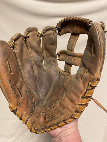 Used Left Hand Throw Rawlings Infield MAG Baseball Glove
