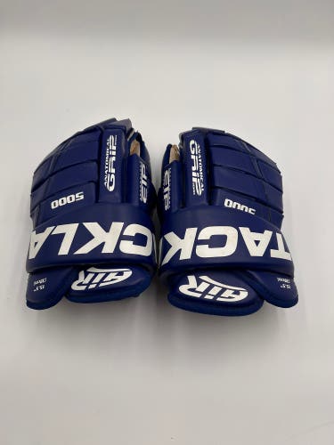 New Toronto Maple Leafs Tackla 15.5” Pro Stock Gloves