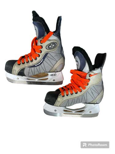 Used Ultralite Junior 03.5 Ice Hockey Skates