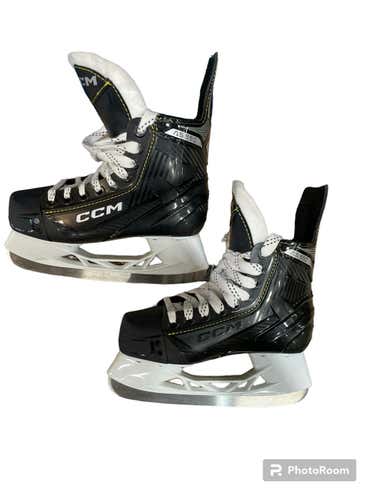 Used Ccm As 550 Junior 02 Ice Hockey Skates