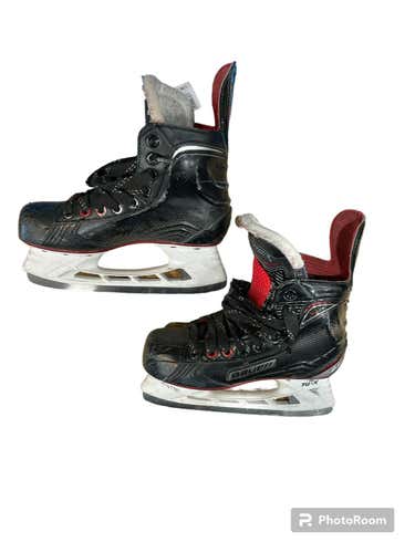 Used Bauer Xltx Junior 03.5 Ice Hockey Skates