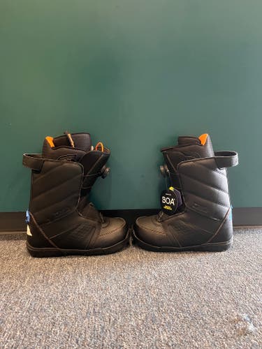 New Size 7.0 Men's Rossignol Crank BOA H4 Snowboard Boots