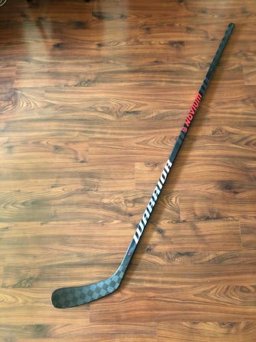 Used Senior Warrior Novium Pro Hockey Stick Right Handed W03