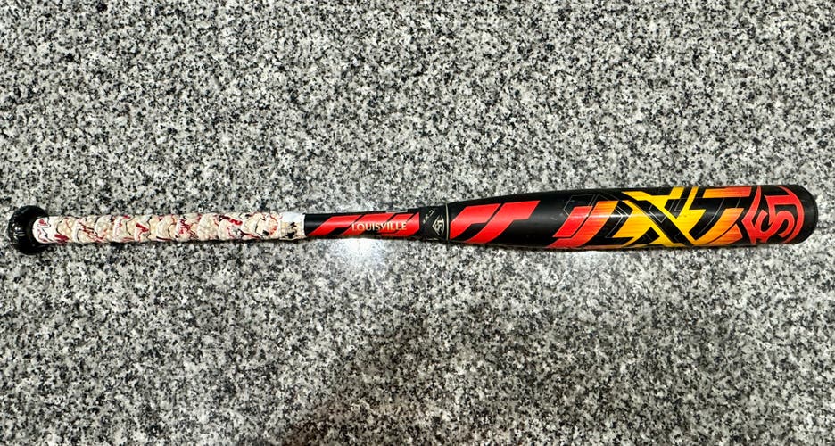 Used 2022 Louisville Slugger Composite 18 oz 29" LXT Bat