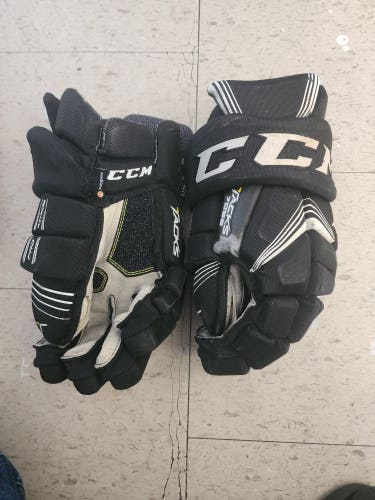 Used CCM Tacks 7092 Gloves 15"