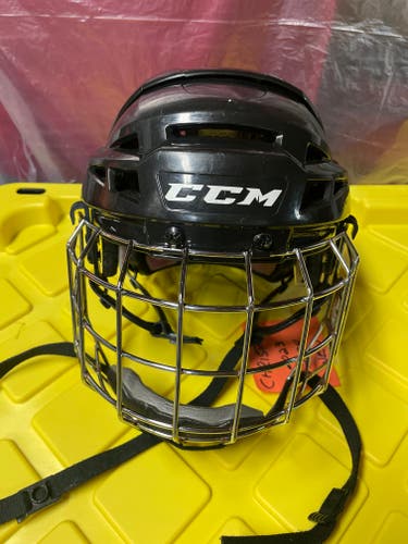 CCM Vector V10 Helmet w/cage