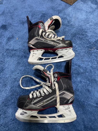 Senior Bauer Vapor X500 Hockey Skates Regular Width Size 6