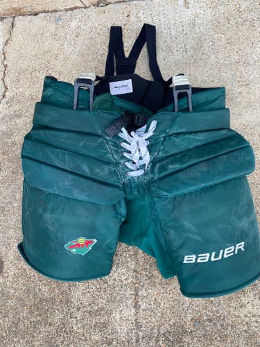 Bauer Pro Stock Hockey Goalie Pants Green Minnesota Wild XL 3782