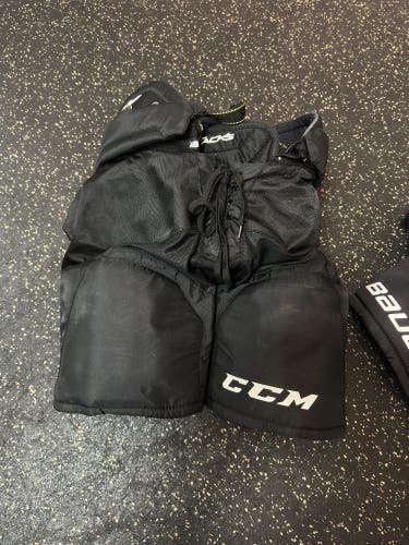 Used Junior CCM  Tacks 5092 Hockey Pants