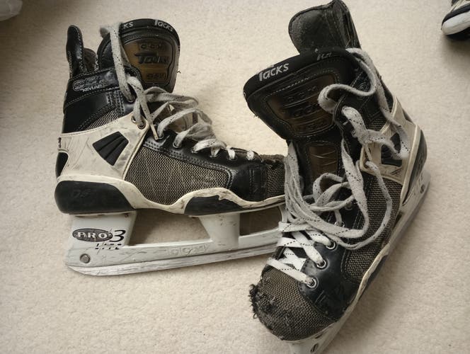 Used Senior CCM Tacks 952 Ice Hockey Skates Size Adult 9