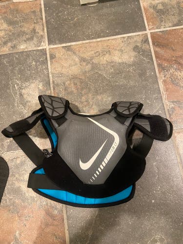 Nike vapor lt shoulder pads