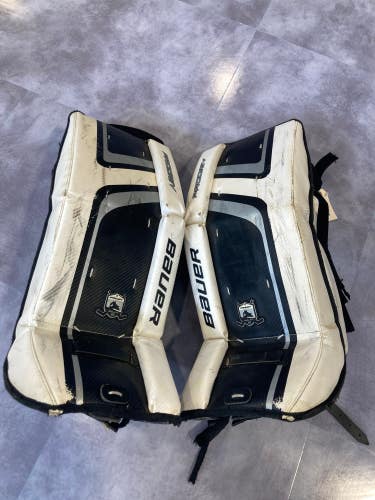 Used 26" Youth Bauer Prodigy 2.0 Goalie Leg Pads