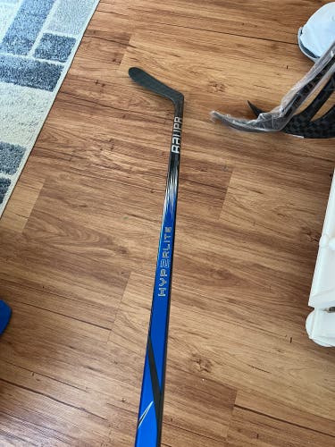 New Bauer Left Hand Vapor Hyperlite Hockey Stick