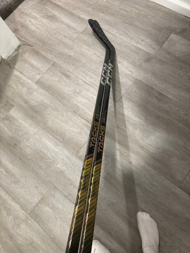 New Senior CCM Left Hand P29 Tacks AS-VI PRO Hockey Stick