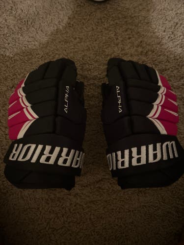 Used  Warrior 12" Alpha DX Pro Gloves