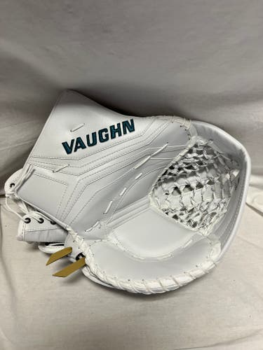 New Kahkonen Pro Return Vaughn V10 Practice Glove