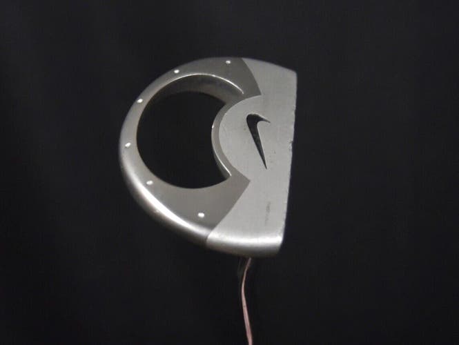 NIKE BLUE CHIP PUTTER LENGTH:33.5 IN RIGHT HANDED NEW GRIP