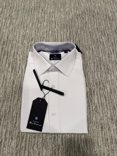 Men’s 15 1/2 & 32/33 White Dress Shirt
