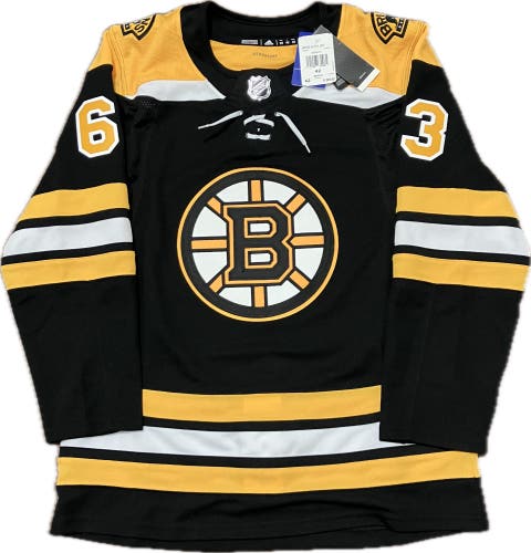 NWT Boston Bruins Brad Marchand Adidas NHL Hockey Jersey Size 42