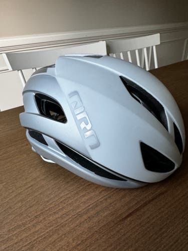 Used Medium Giro Bike Helmet Road Bike