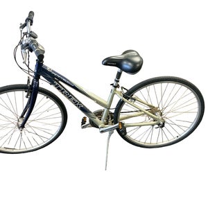 Used Trek 7100 51-53cm - Sm Mens Frame 21 Speed Men's Bikes