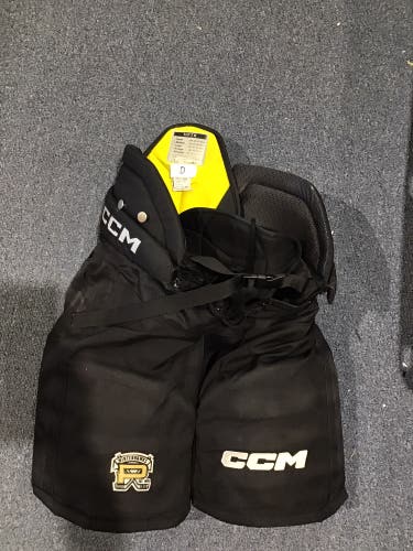 Portland Winterhawks Used Senior Size Small CCM Pro Stock HPTK Hockey Pants