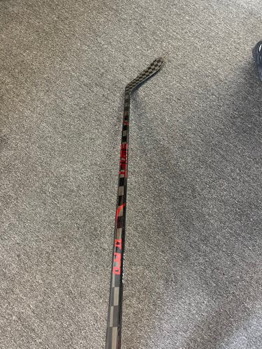 New  Right Handed Zt pro Hockey Stick. All Curves All Flexes. Large Quantities