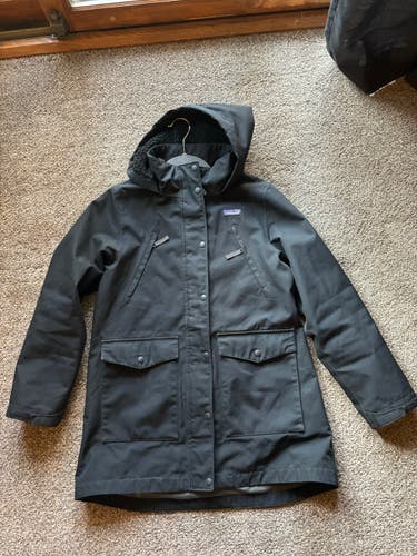 Black Used Girls XL Patagonia Jacket