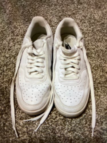 Men’s size 7 point 5 Nike Court vision, low triple white tennis shoes