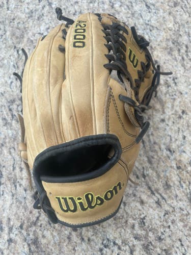 Used  12" A2000 Baseball Glove
