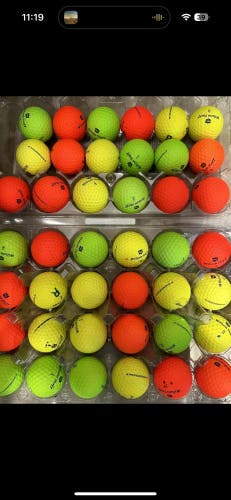 42 Wilson Staff Duo Professional AAAA-AAAAA Near Mint to Mint Golf Balls Color
