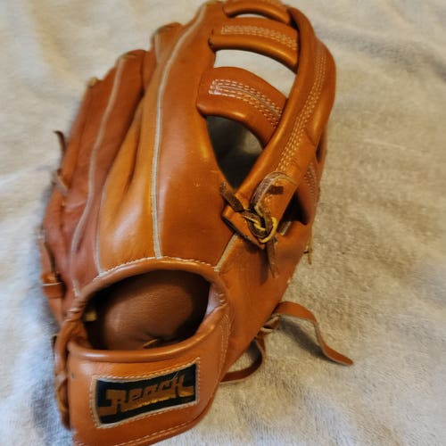 Reach Monster M1000 Pre-Oiled Treated Hand Lasted Softball Glove 13.5" Right Hand Throw