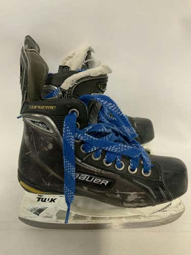 Used Bauer Supreme One90 Junior 02.5 Ice Hockey Skates