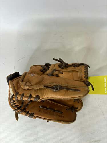 Used Nokona Tan 11" Fielders Gloves