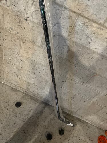 New Senior Bauer Left Hand P28 Proto-R Hockey Stick